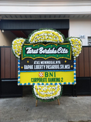 Papan Bunga Duka di Gunungwungkal
